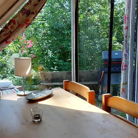 Petit Dans La Foret Σαλέ *